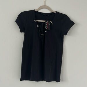 Miami Style Lace Up Front Women’s T-shirt NWT Size M